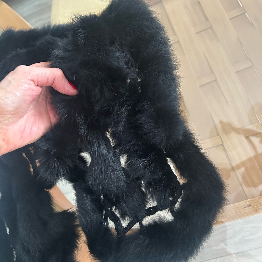 Authentic Rabbit Black Fur Scarf - Picture 4 of 5